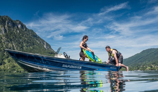 Interiér lodi Marine Family
