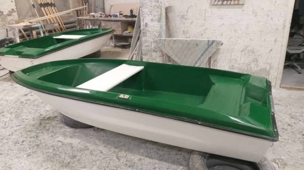 AQUA SYBB Pramica (rybářský člun) SWB-03 s dvojitým dnem zo sklolaminátu - 300x130x55cm