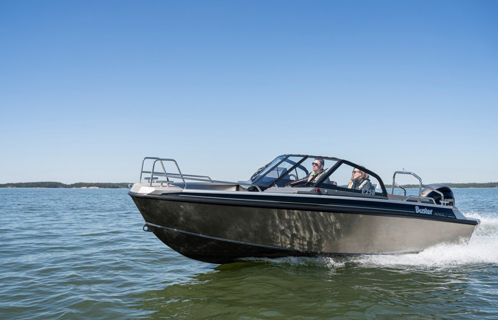 BUSTER XXL VMAX 2024 motorový člun hliníkový 6,25 m + YAMAHA F150XA