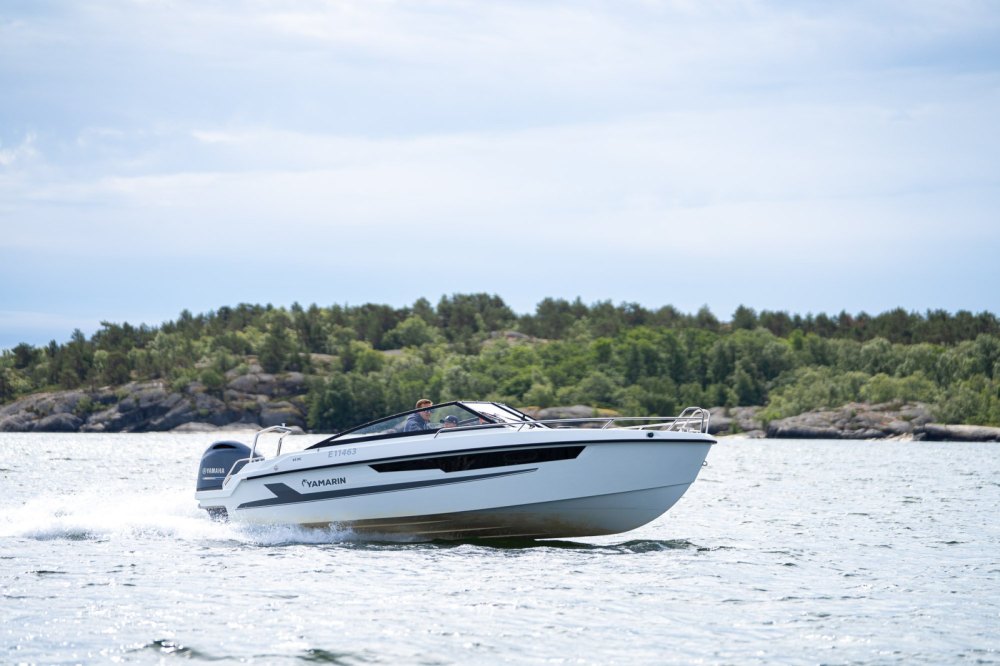 YAMARIN 63 DC 2024 + YAMAHA F150XCB