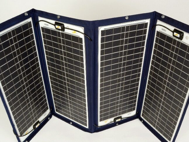 SunWare TX 42052 Solární modul s textilním okrajem 1164 x 1590 x 4 mm - 240 W