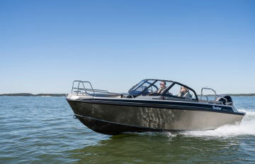 BUSTER XXL VMAX 2024 motorový člun hliníkový 6,25 m + YAMAHA F150XA