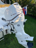 OLYMPIA 570 motorový člun s motorem EVINRUDE E90 - r.v.2012