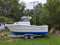 BENETTEAU ANTARES 6.2 kajutový motorový člun - rok výroby 1999