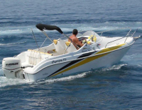 OLYMPIA YACHT 570 HOLIDAY motorový člun s nadstandardní výbavou