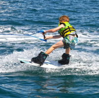 SPINERA Good Lines wakeboard 140 cm včetně vázání 38-46