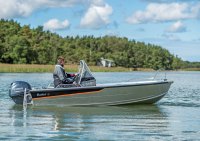 BUSTER SCC motorový člun se středovou konzolou - 4,43 m