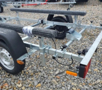TEMADED Boat ECO B05 XL lodní přívěs na lyžinách 750kg
