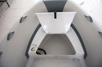 Gladiator Rib 540 AL nafukovací člun šedý s konzolou
