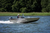 BUSTER XSr motorový člun s boční konzolou - 4,18m