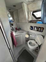 CRANCHI CRUISER 32 – pohodlný kajutový motorový člun ve výborném stavu