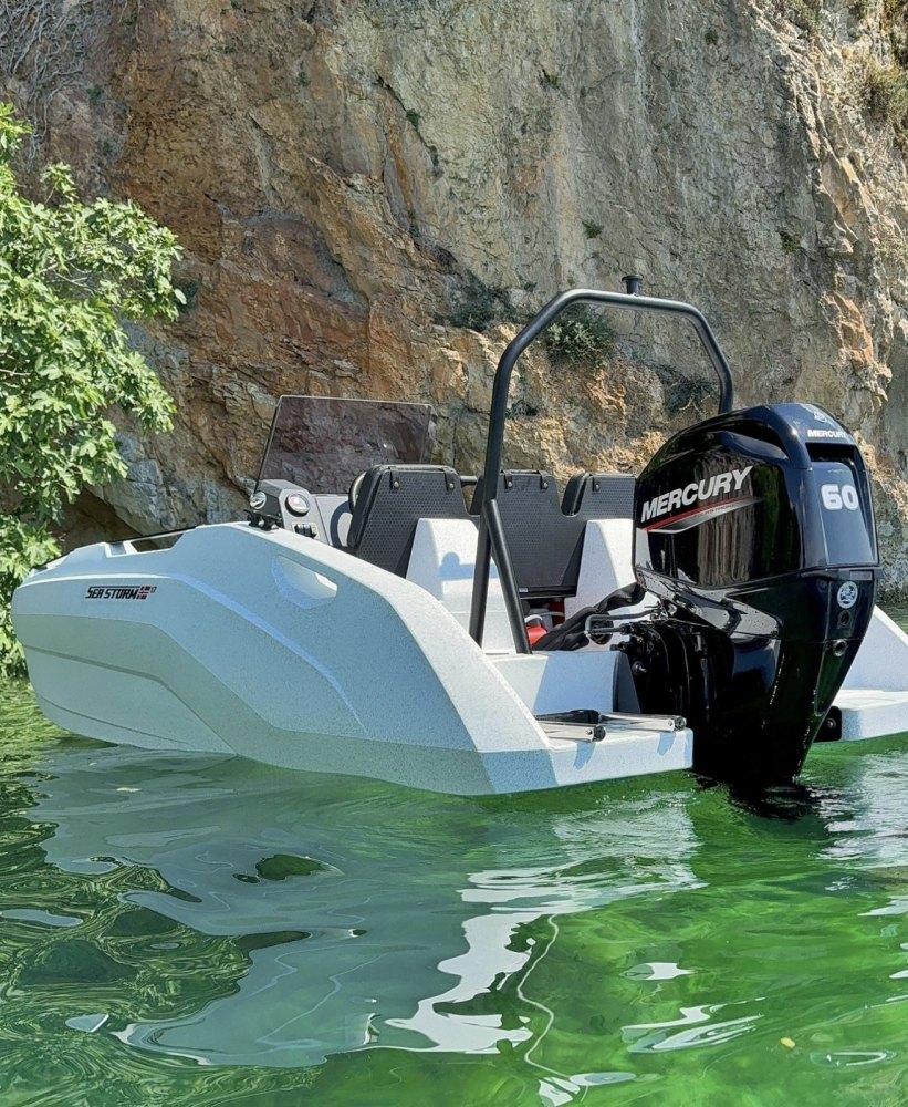 Wakeboardová věž pro SeaStorm 17 – wakeboard tower/ski tower