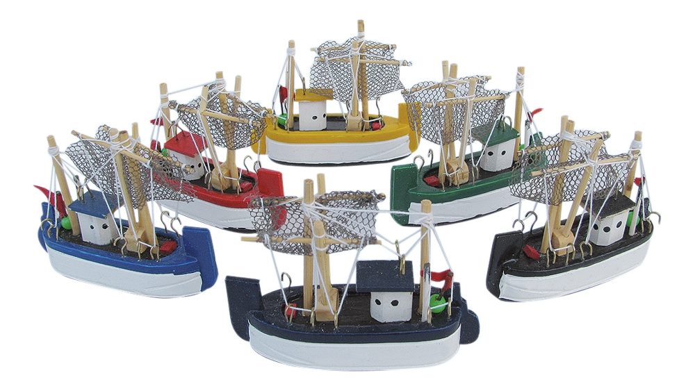 Modely krabích kutrů dřevěné, různé barvy – délka 7 cm, sada 6 ks