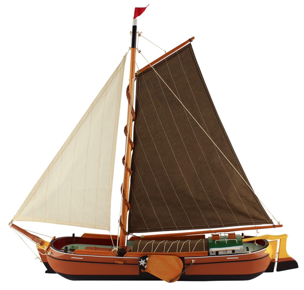 Model ploché lodě dřevěný s látkovými plachtami – délka 75 cm, výška 67 cm