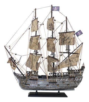 Model pirátské lodě dřevěný se zestařenou úpravou – délka 50 cm