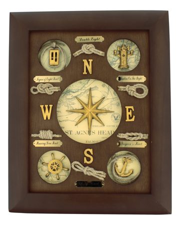 Obraz s námořnickými uzly a větrnou růžicí, dřevo – 30 × 38 cm