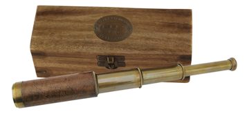 Dalekohled mosazný s kůží, antický vzhled, v dřevěné krabičce – délka 38 cm