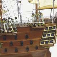 Model válečné lodi HMS Victory ze dřeva a kovu – 49 × 16,5 × 44 cm