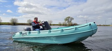 WHALY 455R plastový člun z polyethylenu - 4,50 m, 317 kg