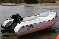 WHALY 210 plastový člun z polyethylenu - 2,10 m, 42 kg