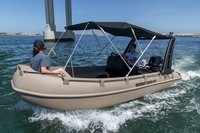 WHALY 435R plastový člun z polyethylenu - 4,35 m, 200 kg
