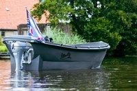 WHALY 450 CLASSIC plastový člun z polyethylenu - 4,37 m, 390 kg