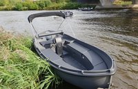 WHALY 450 CLASSIC plastový člun z polyethylenu - 4,37 m, 390 kg