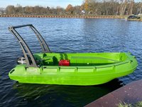 WHALY 455R plastový člun z polyethylenu - 4,50 m, 317 kg