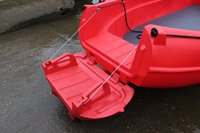 WHALY 500 plastový člun z polyethylenu - 4,99 m, 420 kg