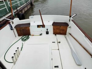 BENETEAU ANTARES 6.2 kajutový motorový člun - rok výroby 1999 - Obrázek 7