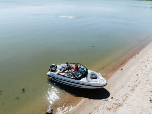 YAMARIN 59 BR 2024 + YAMAHA F115LB - Obrázek 3