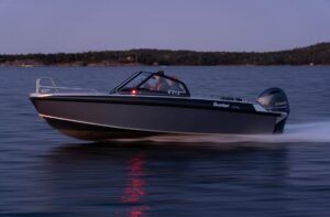 BUSTER XXL 2024 motorový člun hliníkový 6,25 m + YAMAHA F150 XC - Obrázek 12