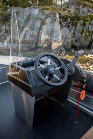 BUSTER XSr 2024 motorový člun s boční konzolou 4,18 m + YAMAHA F20 GEPL - Obrázek 13