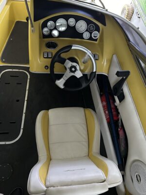 CHRIS CRAFT 177 CONCEPT motorový člun s přívěsem - Obrázek 12