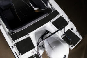 YAMARIN CROSS 75 BR 2024 motorový člun hliníkový + YAMAHA F300 XCB - Obrázek 11