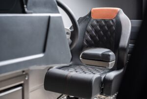 BUSTER XXL VMAX motorový člun hliníkový - 6,25 m - Obrázek 14