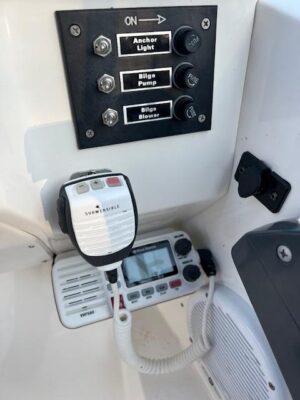 OLYMPIA 570 motorový člun s motorem EVINRUDE E90 - r.v.2012 - Obrázek 14