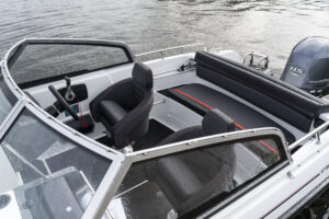 YAMARIN CROSS 57 BR 2024 motorový člun hliníkový - Obrázek 13