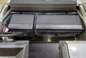 BUSTER L2 2024 motorový člun s dvěma konzolami 5,13 m + YAMAHA F50 HETL - Obrázek 15