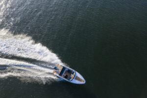 YAMARIN 60 DC 2024 + YAMAHA F115XB - Obrázek 15