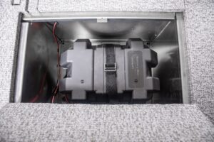 MARINE 550 Fish SC DLX hliníkový člun - 5,50m, 453kg - Obrázek 16