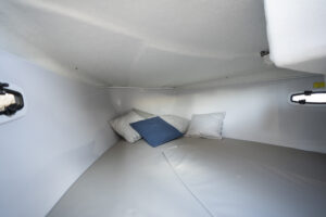 YAMARIN 60 DC 2024 + YAMAHA F115XB - Obrázek 17