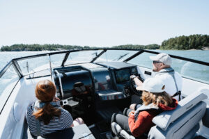 YAMARIN 67 DC 2023 motorový člun - Obrázek 17