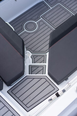 YAMARIN CROSS 75 BR 2024 motorový člun hliníkový + YAMAHA F300 XCB - Obrázek 16