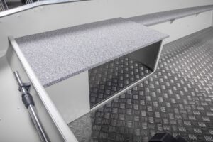 MARINE 500 F HD hliníková loď - 5,0m, 275kg - Obrázek 19