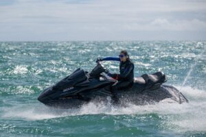 YAMAHA FX CRUISER SVHO vodní skútr - ČERNÝ - Obrázek 4