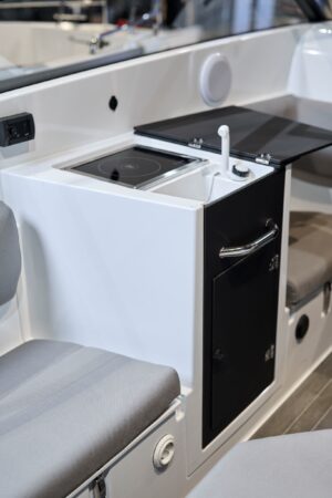 YAMARIN 67 DC 2023 motorový člun - Obrázek 22