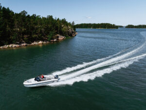 YAMARIN 59 BR 2024 + YAMAHA F115LB - Obrázek 5