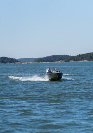 BUSTER L2 2024 motorový člun s dvěma konzolami 5,13 m + YAMAHA F50 HETL - Obrázek 4