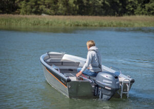 BUSTER S motorový člun - 4,43 m - Obrázek 4